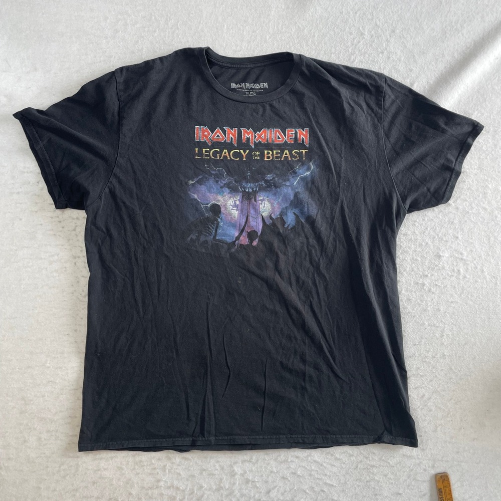 Iron Maiden T-Shirt Mens XL Black Legacy of the‎ Beast Graphic Band Tee 2022